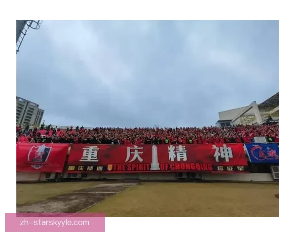 中超首秀之日 铜梁龙与向余望共筑未来 中超首秀之日 铜梁龙与向余望共筑未来